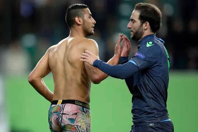 Celebran triunfo con calzones de Dragon ball z!!!