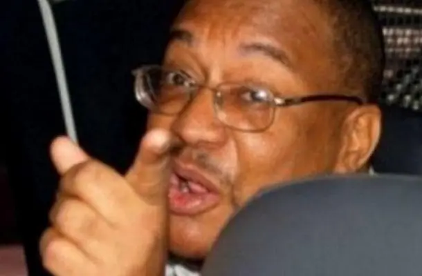 Pastor daba a feligreses leche sagrada