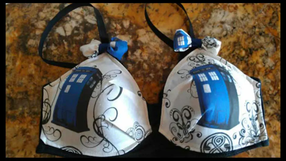 Sostenes Obligatorios Para Toda Chica 'Geek'