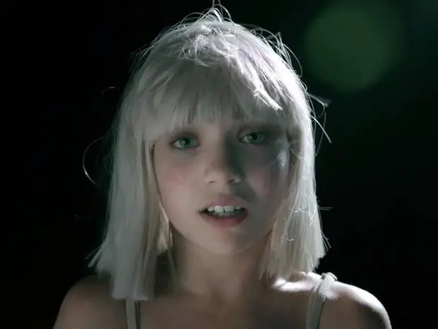 Maddie Ziegler, niña esclava de la elite
