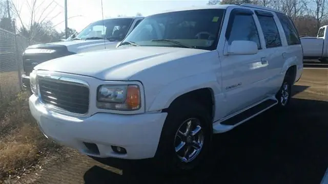 Que Auto usado cuesta solo 1000 dólares en USA