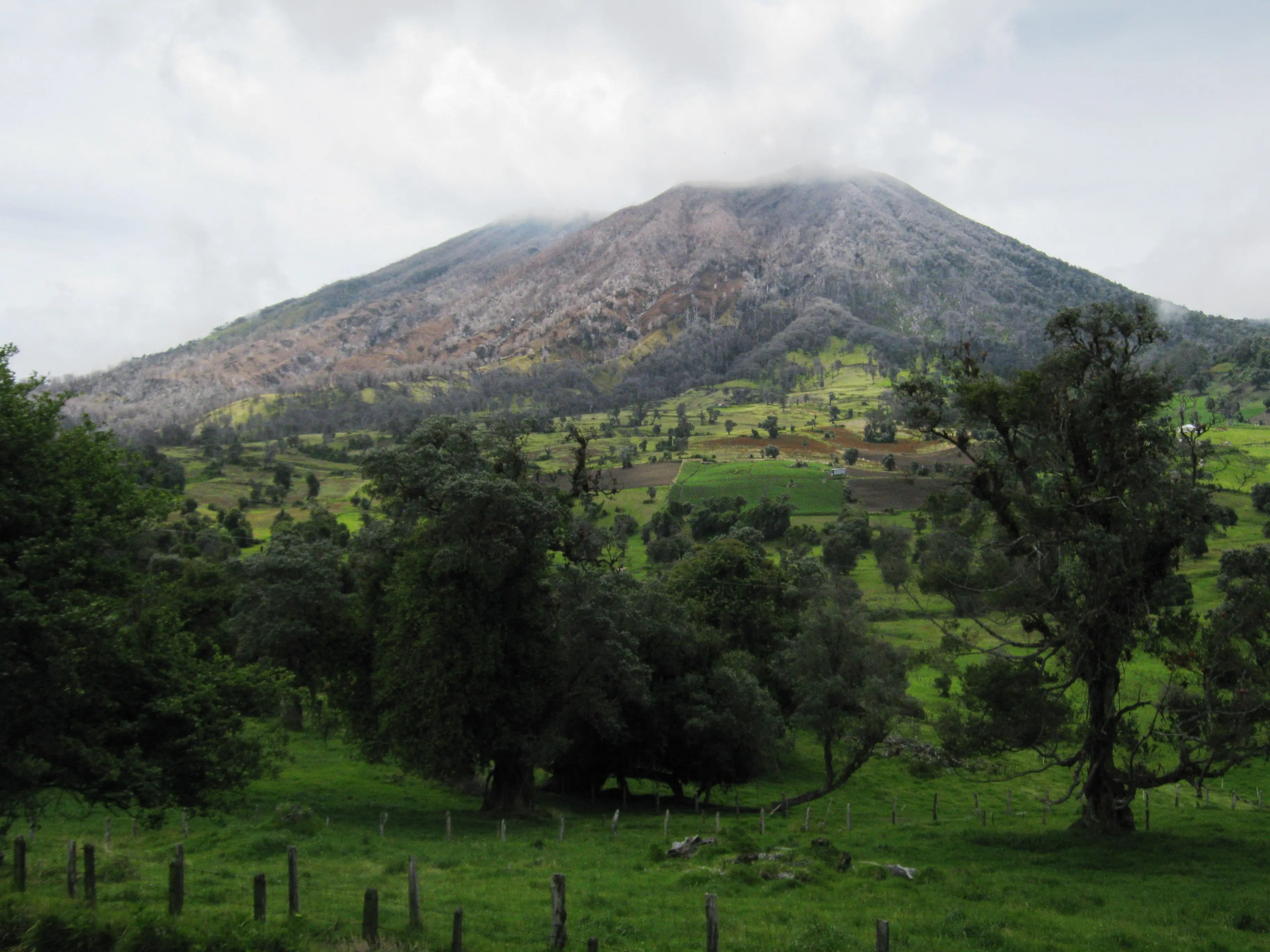 volcanes de costa rica