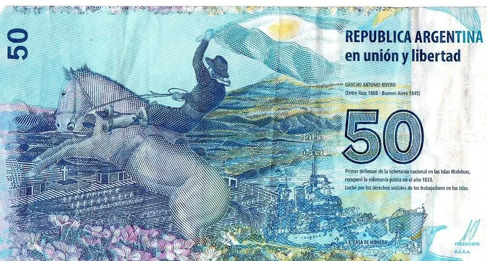 dinero argentino