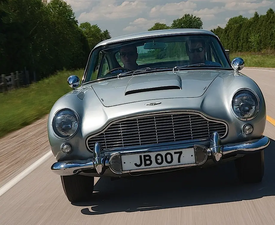de james bond