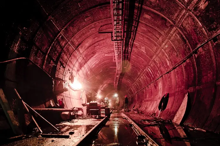 Faraónico Colisionador de Partículas Abandonado[Imágenes]