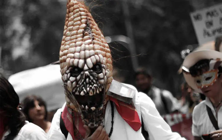 Los ‘monstruos’ de Monsanto: Más de un siglo envenenando