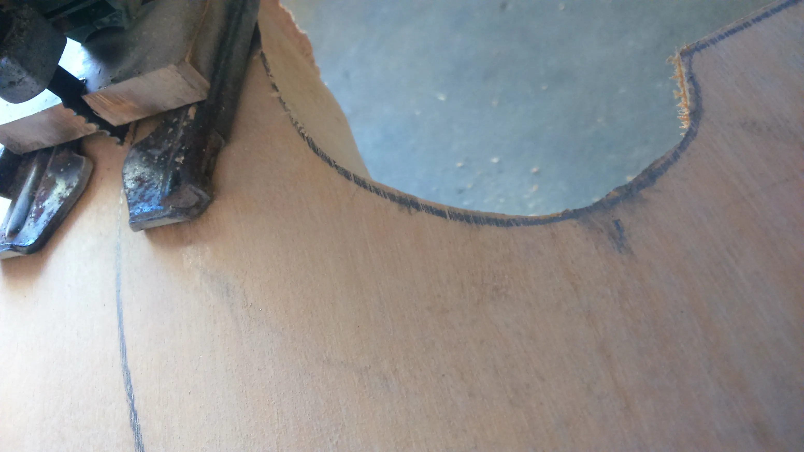 Mi guitarra casera