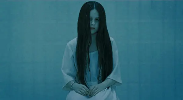 Te acordas de la nena de" The Ring" mirala ahora