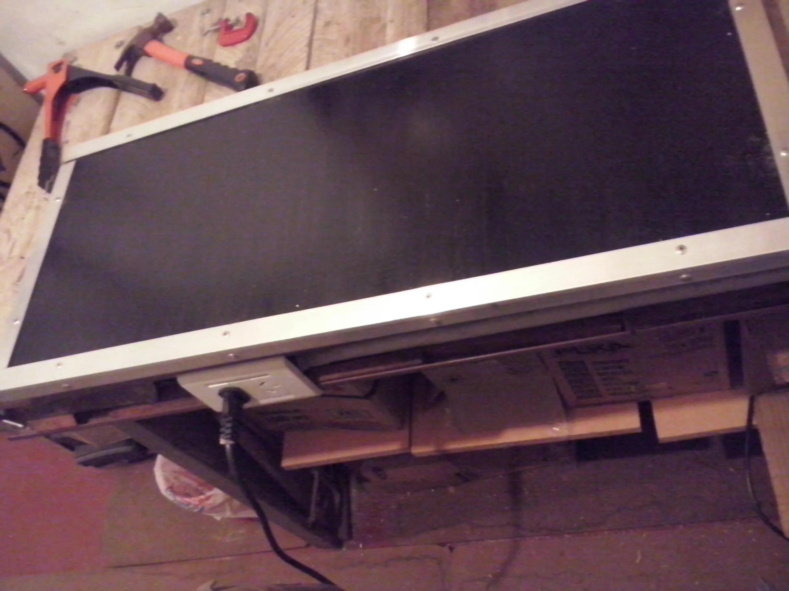 Construccion de anvil para cabezal de guitarra