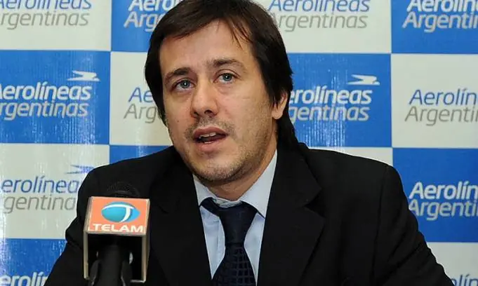 ¿A que universidad fueron los políticos argentinos?