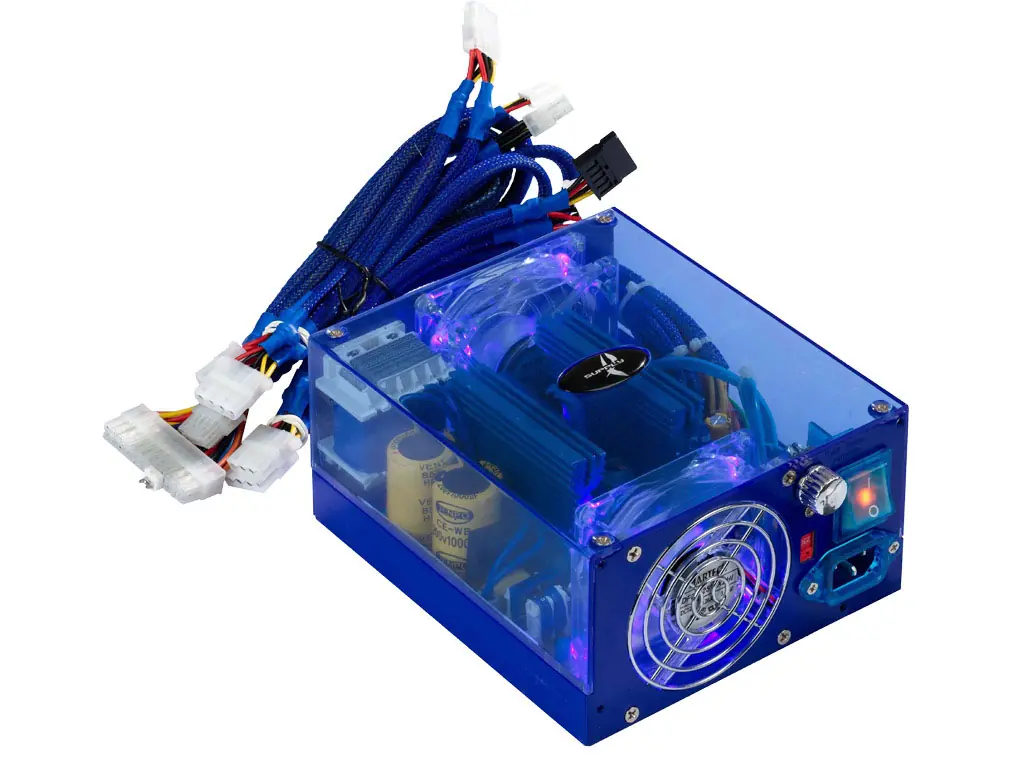 calcula de cuanto tiene que ser tu fuente para tu pc