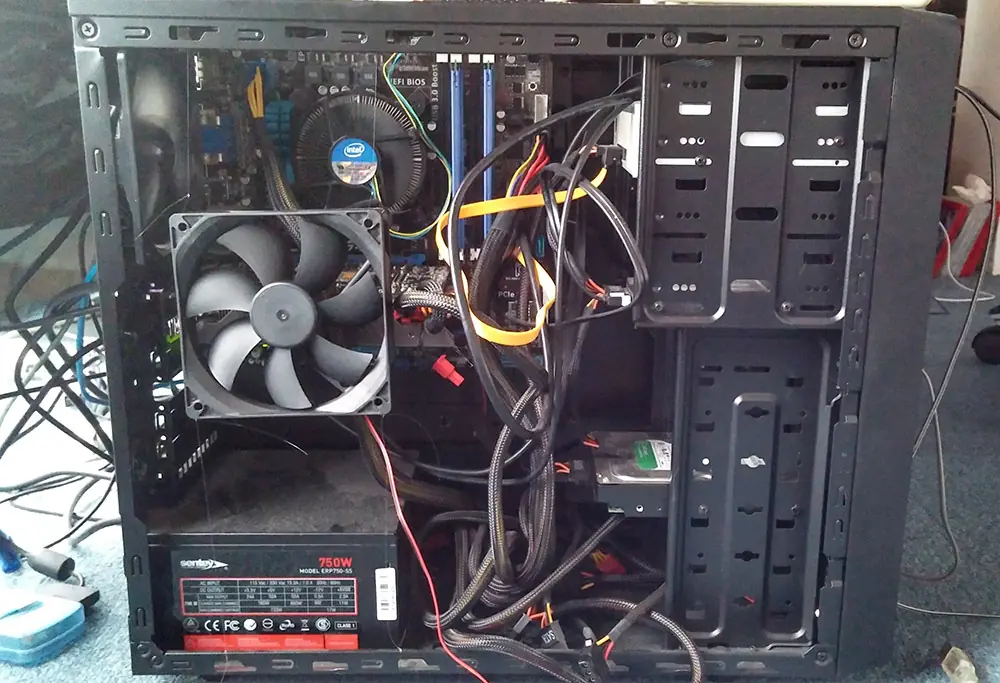 Water cooler? Bitch please.. Mirá esto