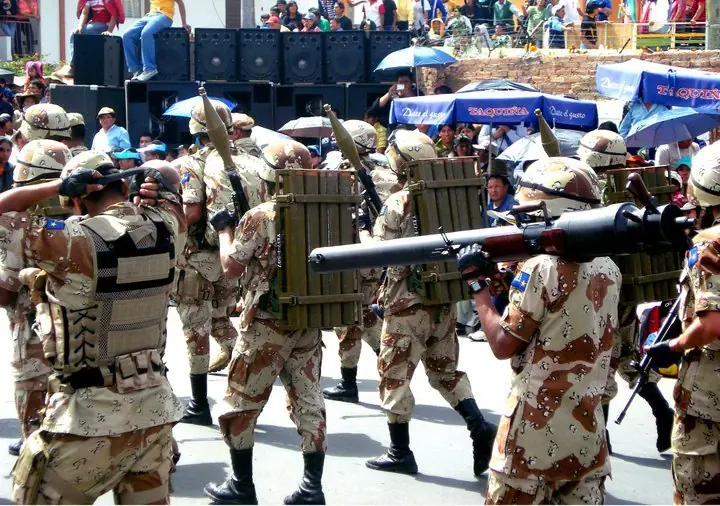 Fuerzas Armadas de Bolivia: Lo mejor que tenemos Fuerzas Armadas de Bolivia: Lo mejor que tenemos