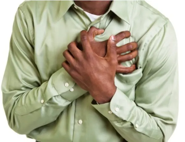 Los bajitos tienen más riesgo de sufrir un ataque al corazón