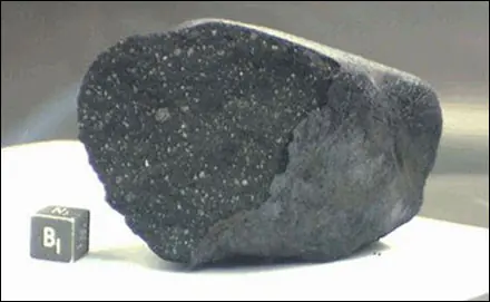 Rocas del espacio y sus peligros.