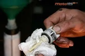 como asentar una moto