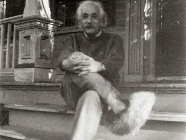 Megapost: 50+ Frases de Albert Einstein para reflexionar