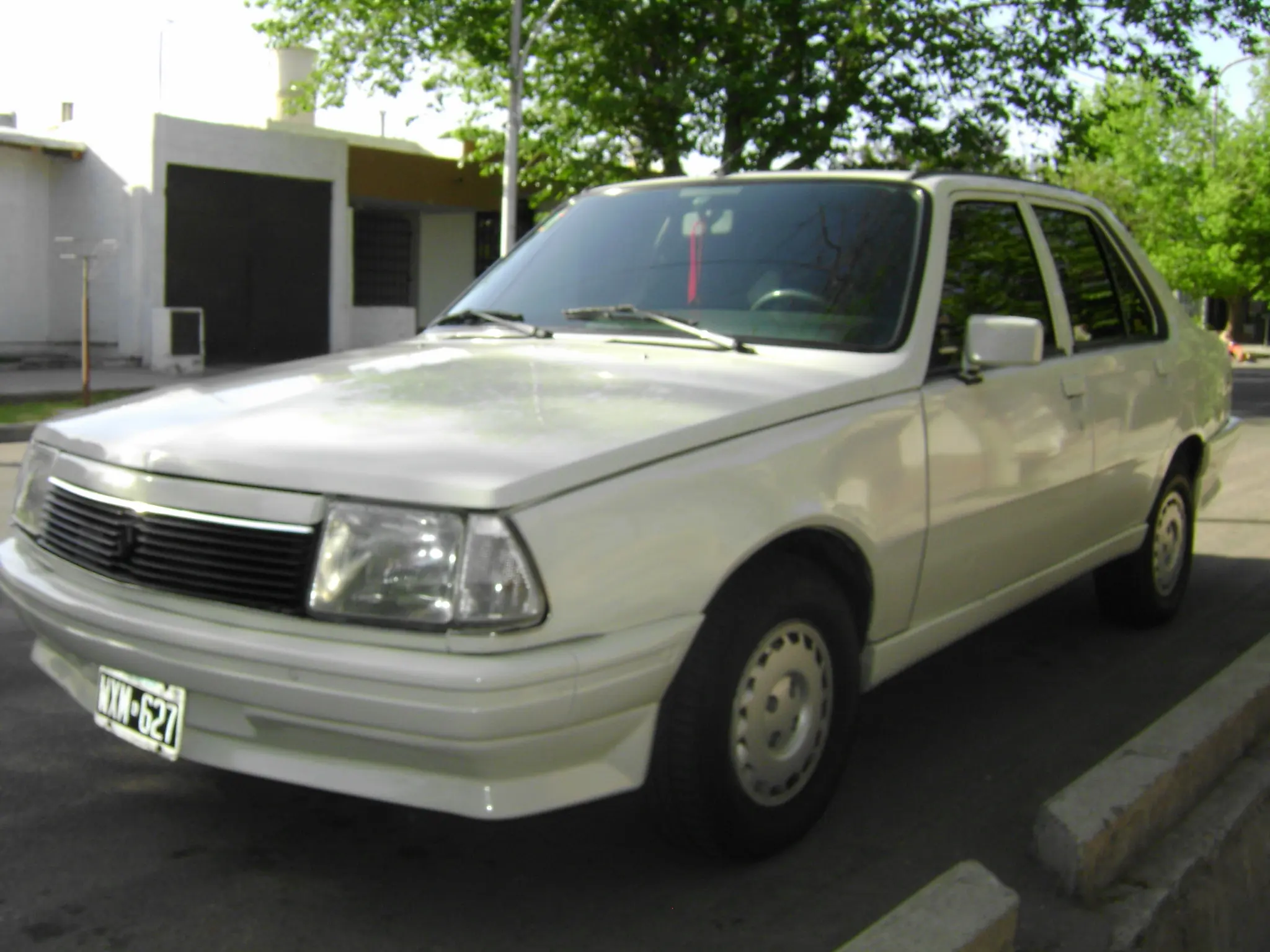 Renault 18, yo te banco!