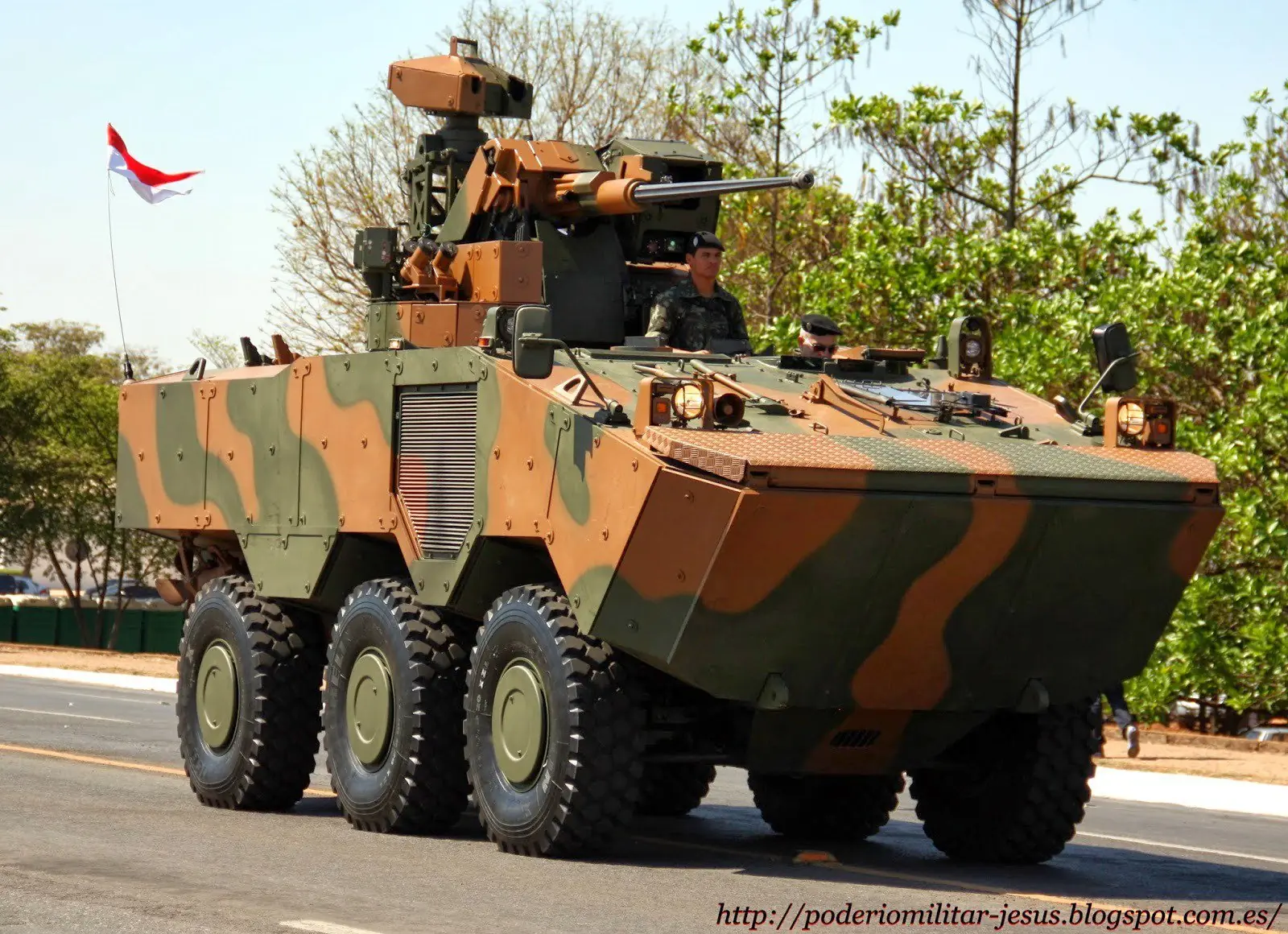 Vehículos Blindados Brasileño para el ejército de Paraguay