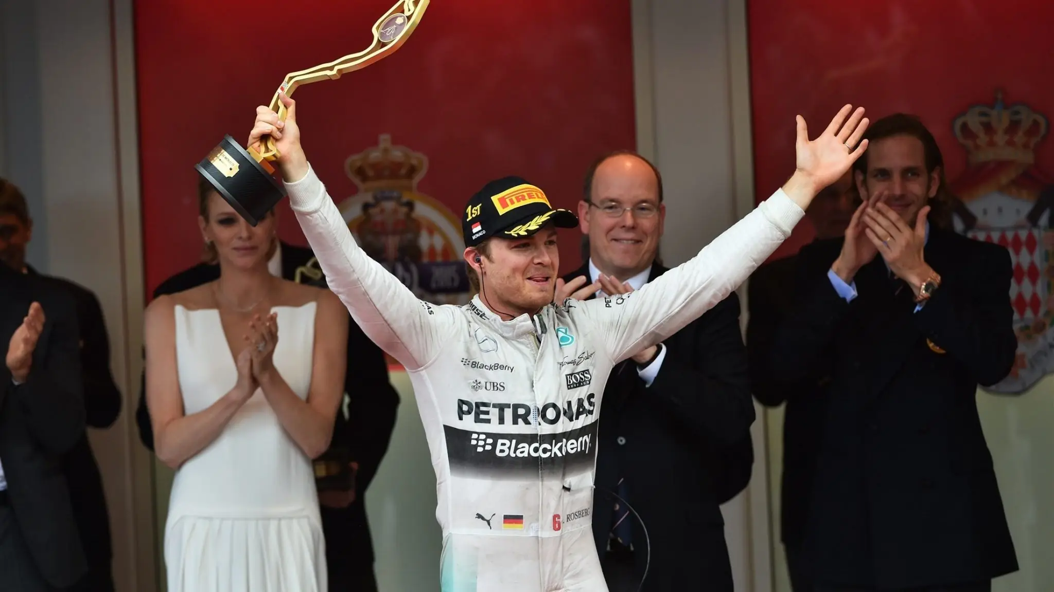 F1 2015 - Mercedes le regala la carrera a Nico Rosberg