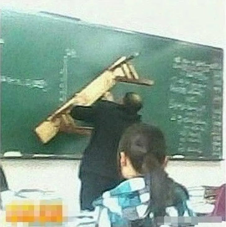 Profesores que trolean a sus alumnos