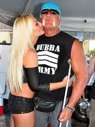 Ultra mega archi hiper post de Hulk Hogan
