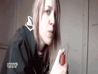 Te tiro algunos gifs locura!! (por no decir megapost!)