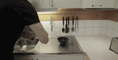Te tiro algunos gifs locura!! (por no decir megapost!)