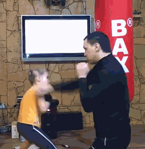 Te tiro algunos gifs locura!! (por no decir megapost!)