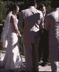 Te tiro algunos gifs locura!! (por no decir megapost!)