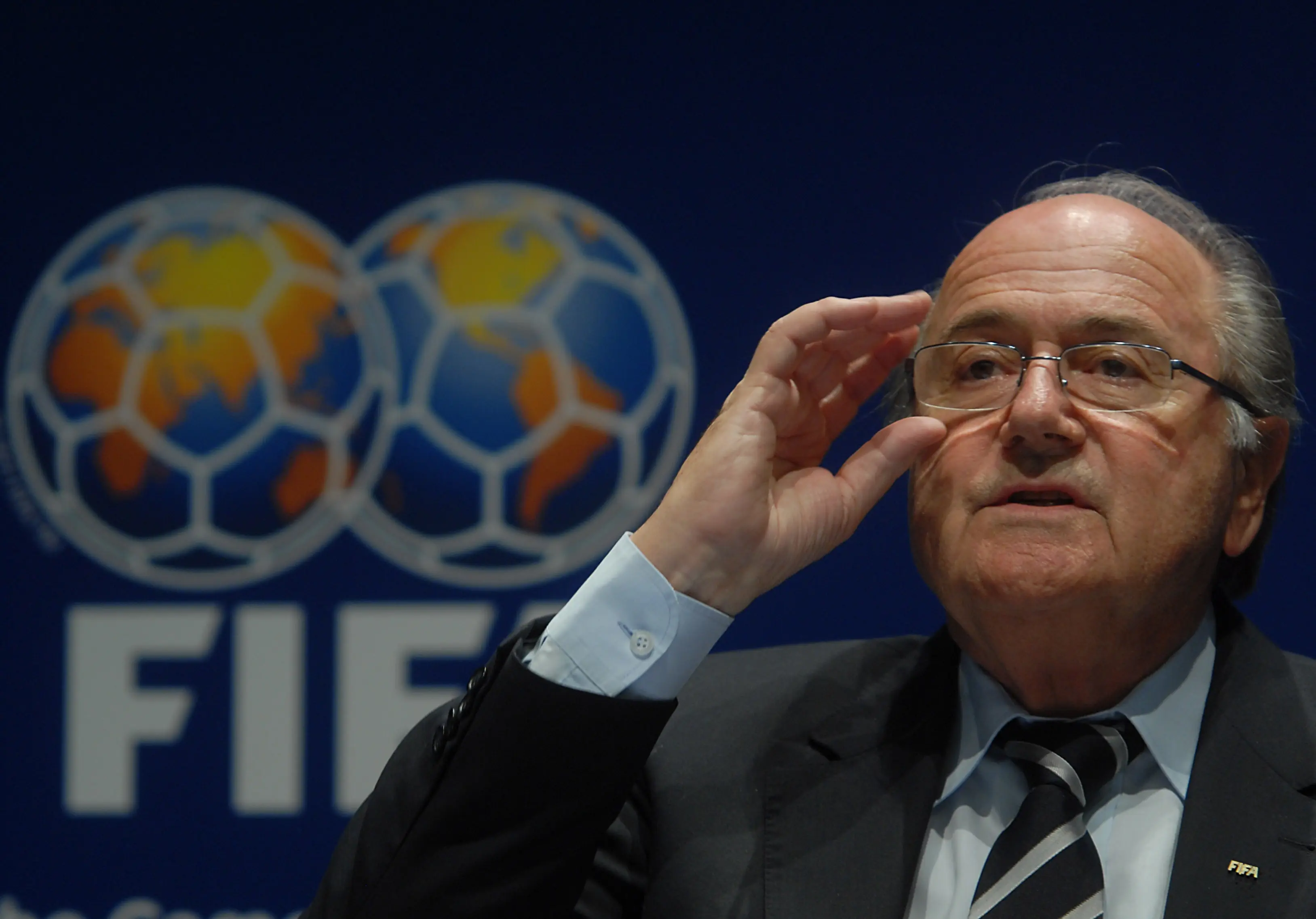 Josep Blatter renuncia a la fifa