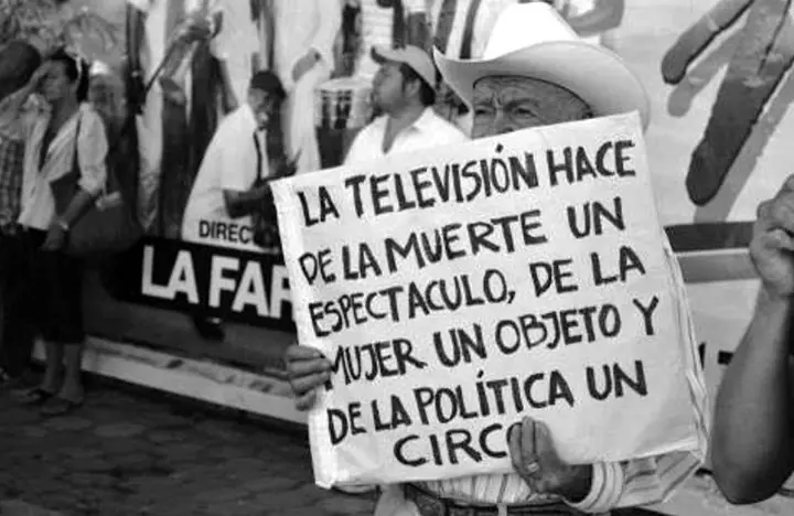 La crisis: televisión basura en el Perú