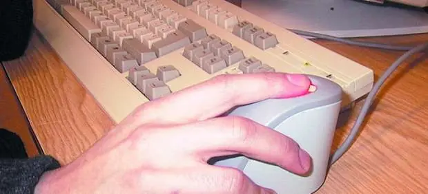 Detienen a presunto hacker de 16 años por atacar Mastercard