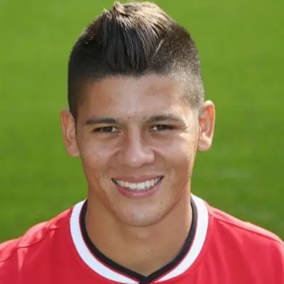 Rojo ídolo del hoy e ídolo del mañana