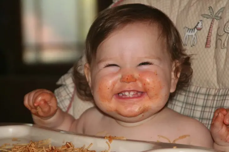 25 Gestos que Hacen los Taringueros al Comer.