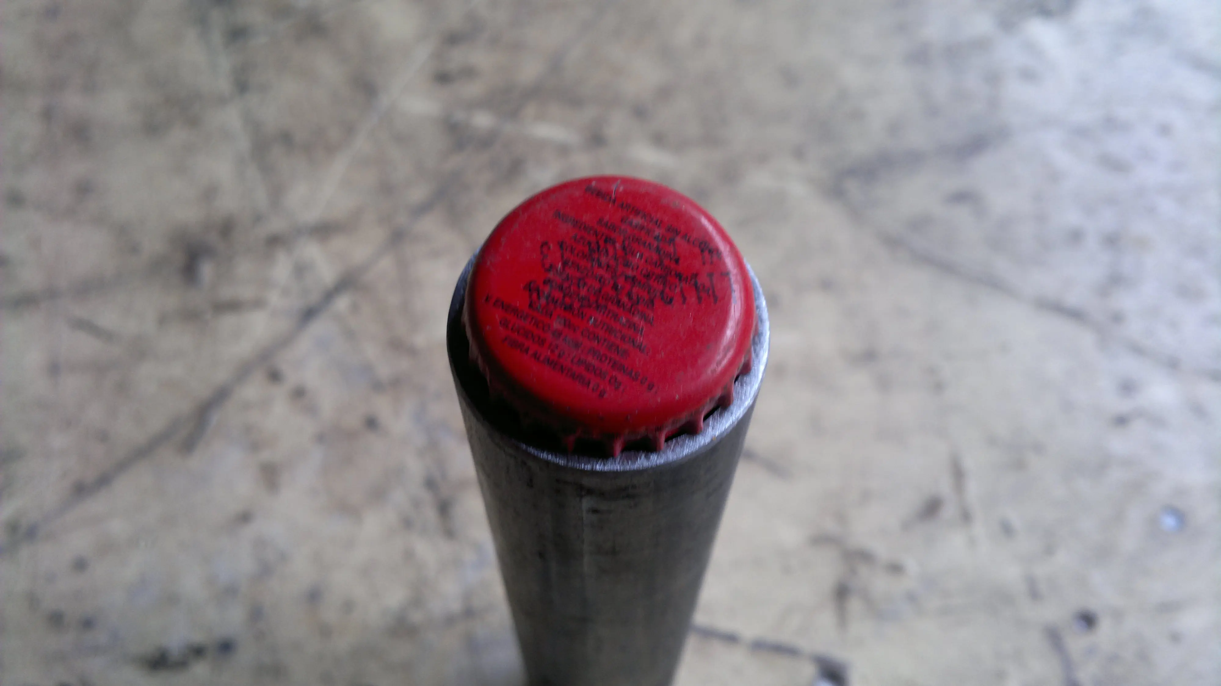 Forjé un tapador de botellas