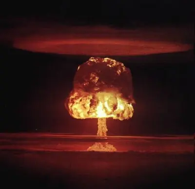 Así funciona una bomba nuclear (megapost)