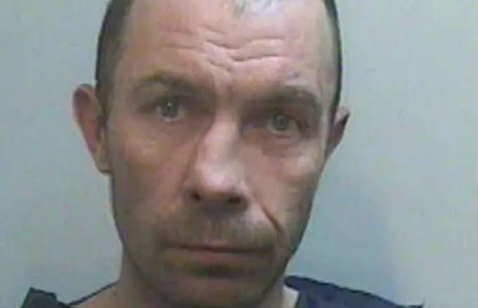 Pensó que era su novia, la violó y le pidió perdón