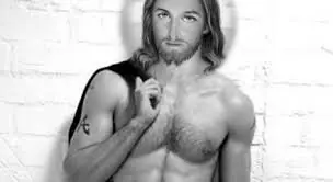 Sasha Grey Vs Jesus (Hijo de Dios )