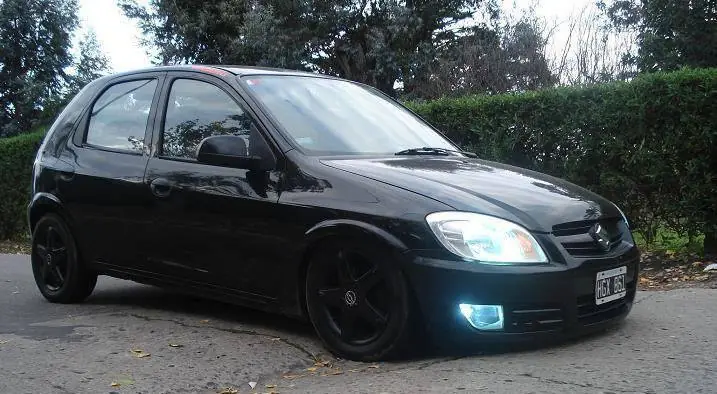 Autos al piso. (2)