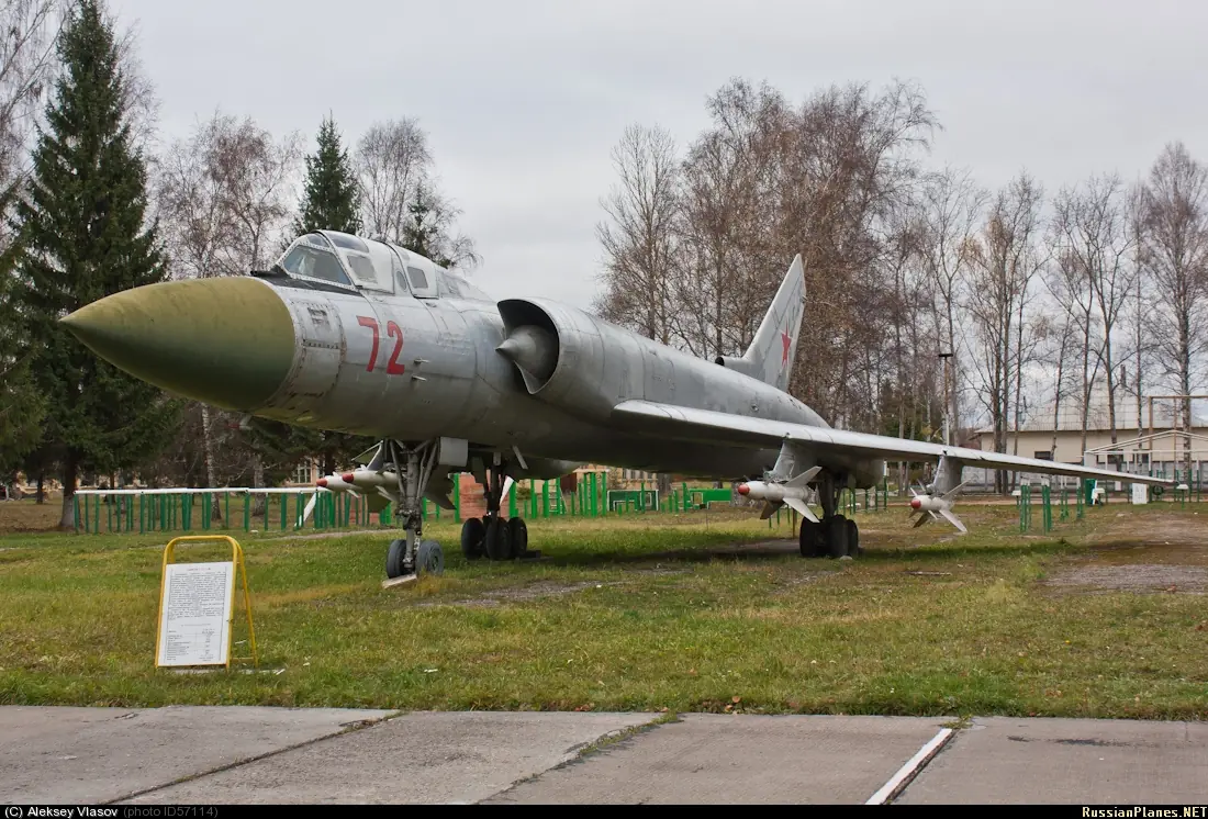 Tupolev Tu-128, el interceptor mas grande que haya existido