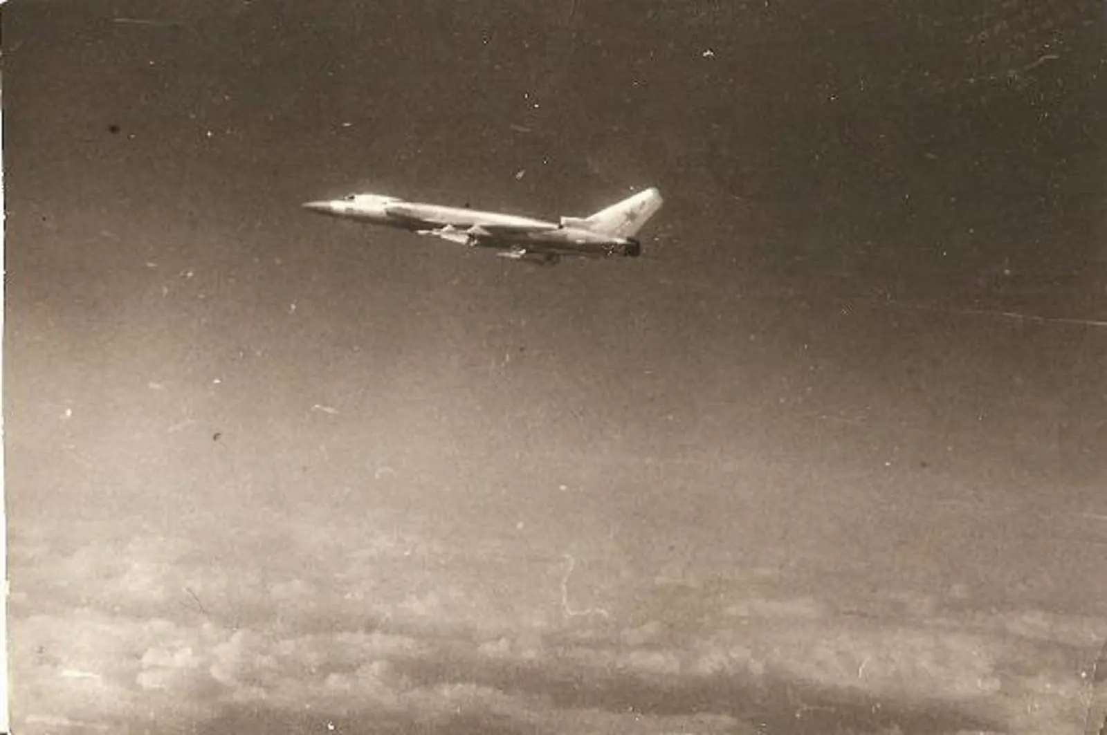 Tupolev Tu-128, el interceptor mas grande que haya existido