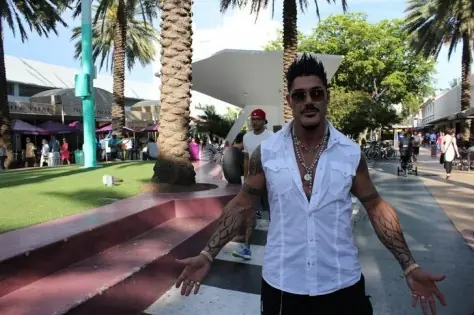 Toque donde el Comandante pisó! Miaaameee