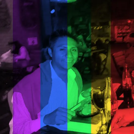 Orgullosamente gay