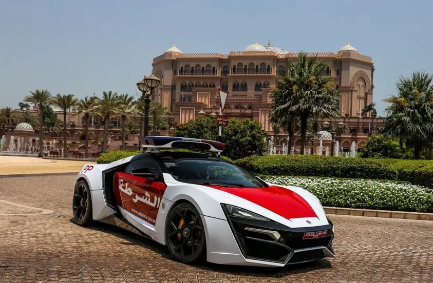 Un Lykan Hypersport para la policía de Abu Dabi