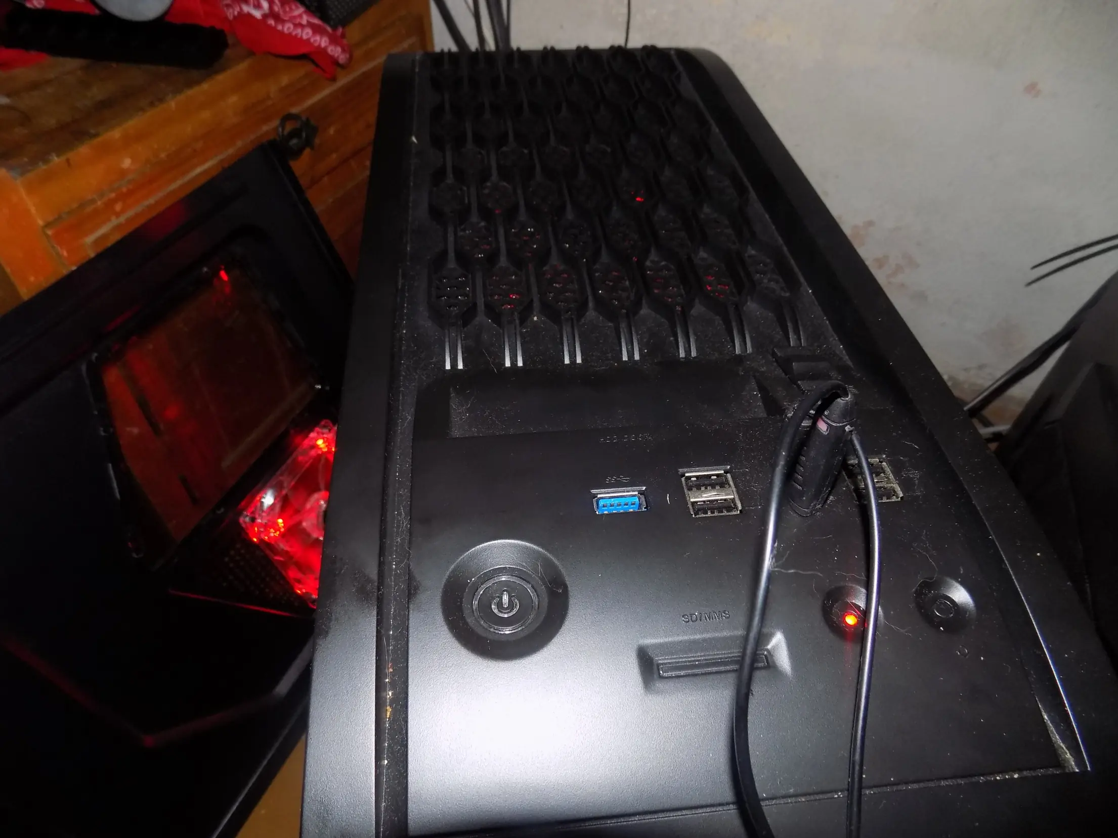 Me compré un gabinete gamer económico y te lo muestro!