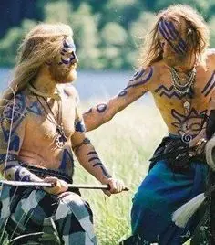 ¿Los tatuajes reducen las posibilidades de encontrar empleo?