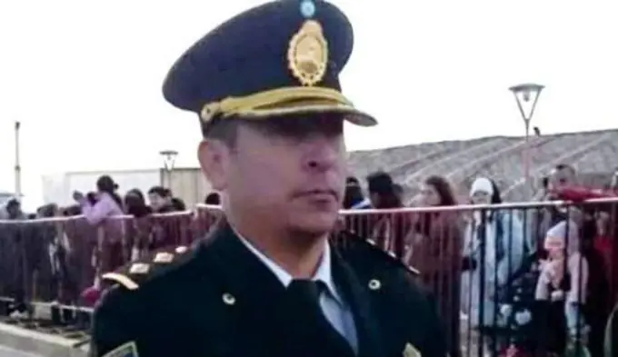 Furor por El Comisario WhatsApp