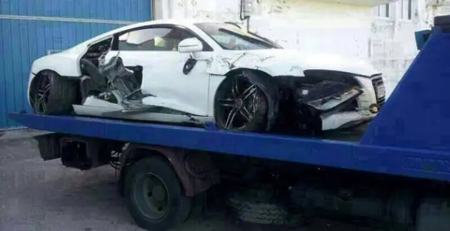 33 Superautos Desfenestrados por Futbolistas