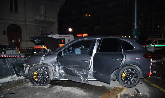 33 Superautos Desfenestrados por Futbolistas